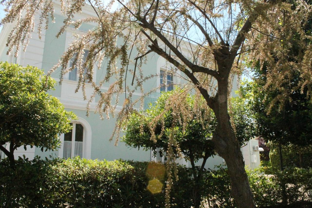 Villa Arlini Pineto Kültér fotó